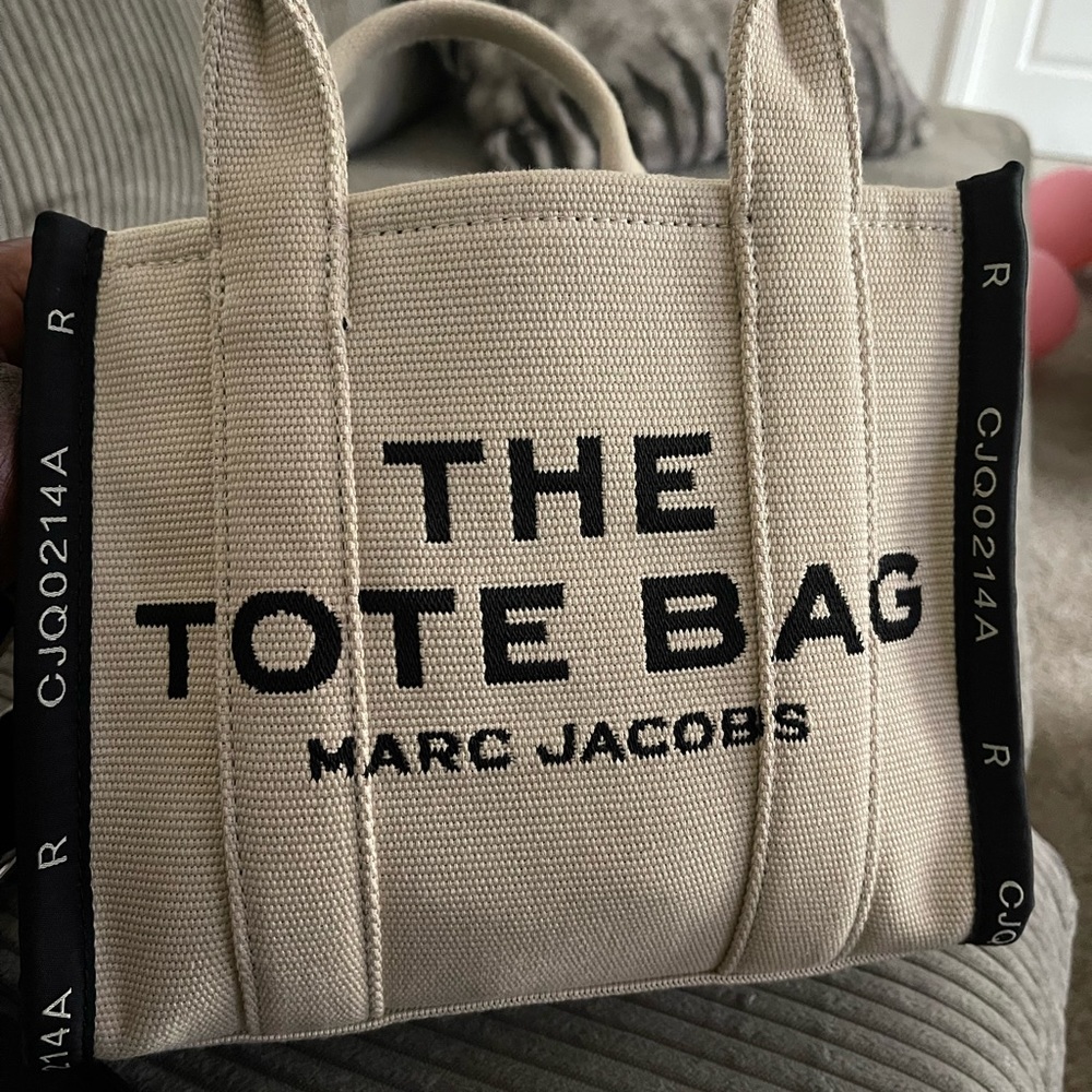 Marc Jacobs mini tote
